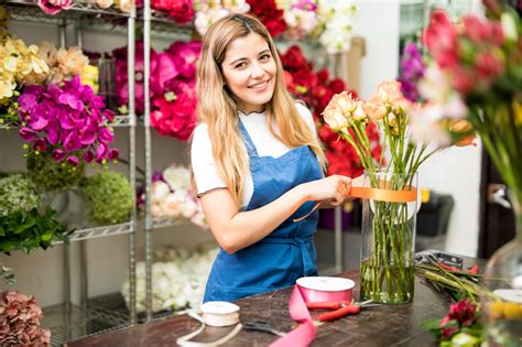 How to become a florist. Things To Know About How to become a florist. 